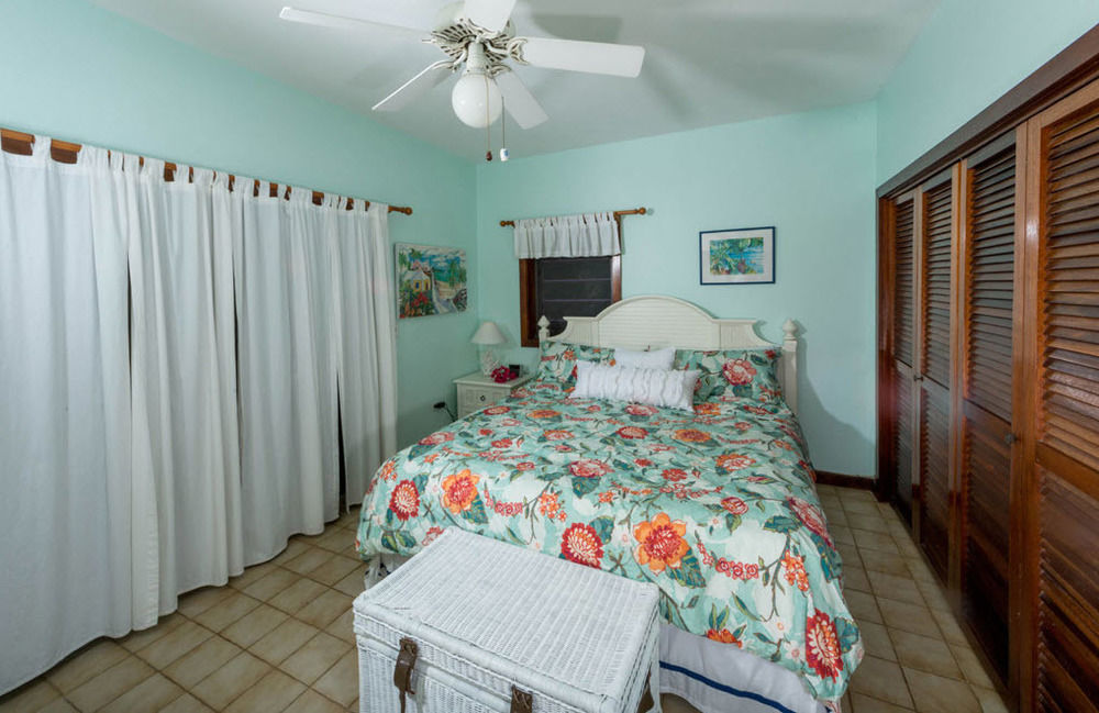 Lavender Hill Suites Cruz Bay Экстерьер фото